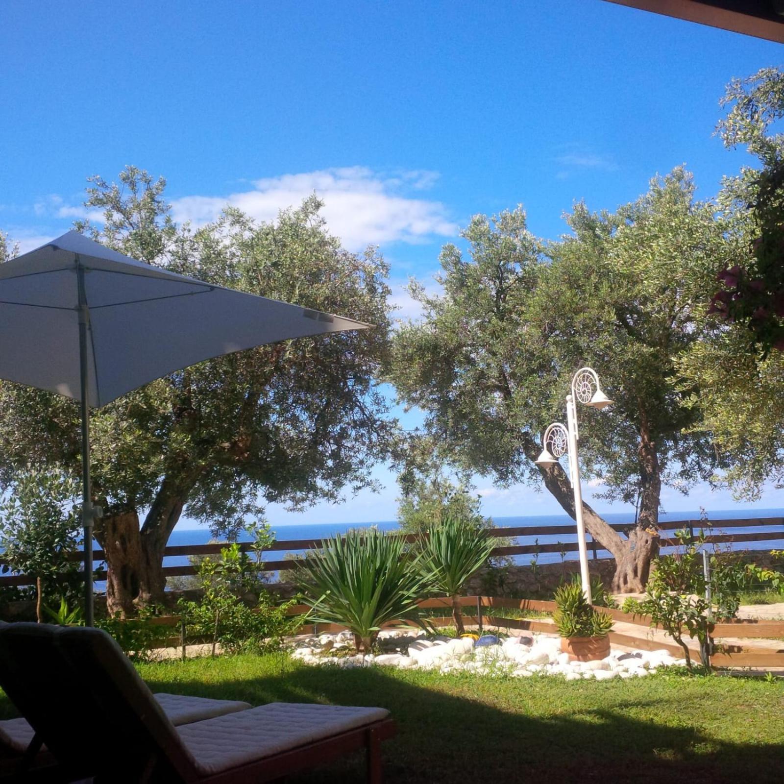 Olives Residence Dhermi Room photo