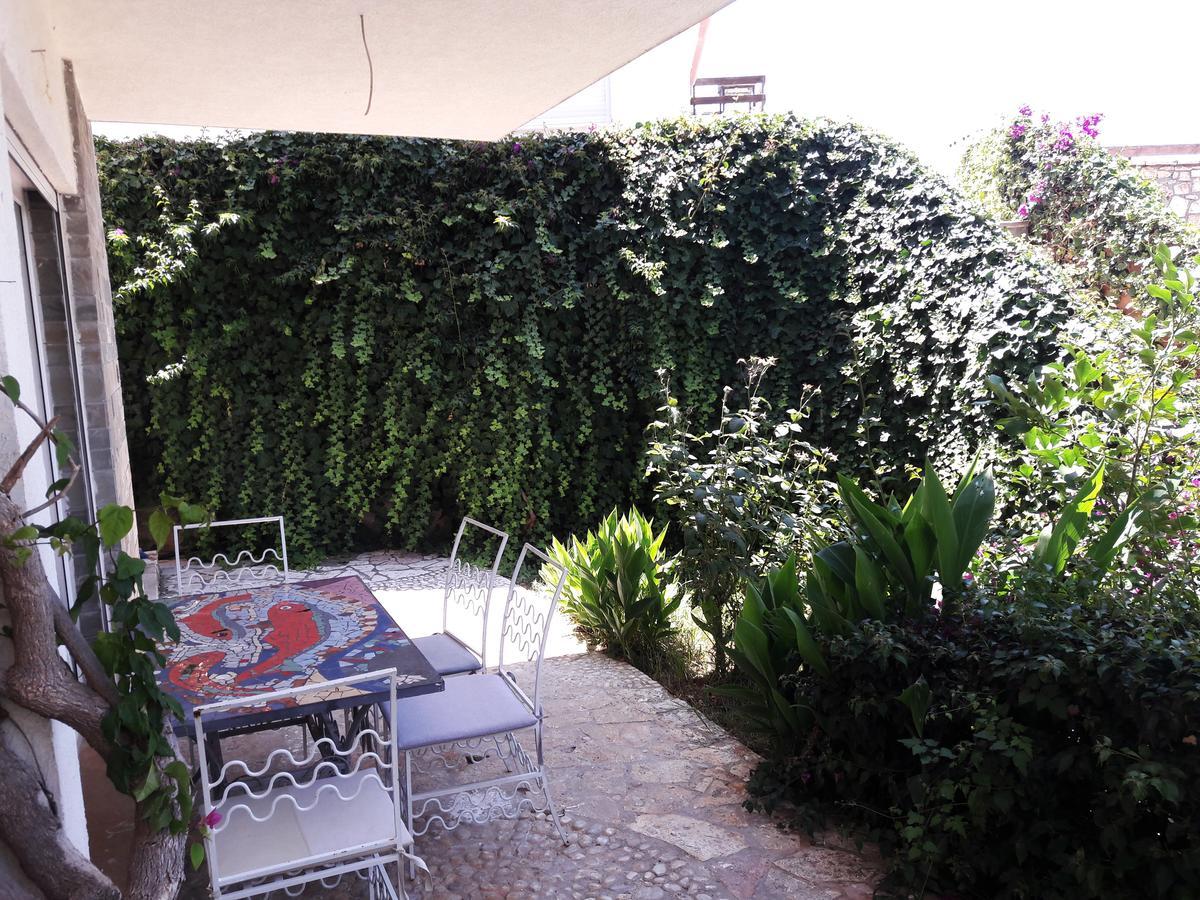 Olives Residence Dhermi Exterior photo