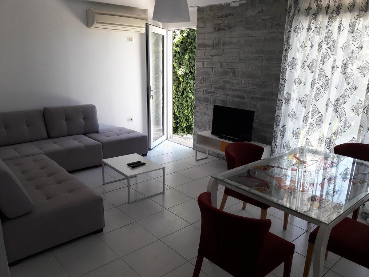 Olives Residence Dhermi Exterior photo