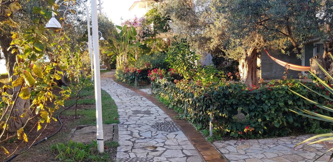 Olives Residence Dhermi Exterior photo
